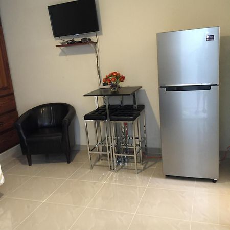 Cozy Studios-Private Entrance- Hs Internet-Ac-Hot Water-Backup Generator-Near The Beach Puerto Plata Exterior foto